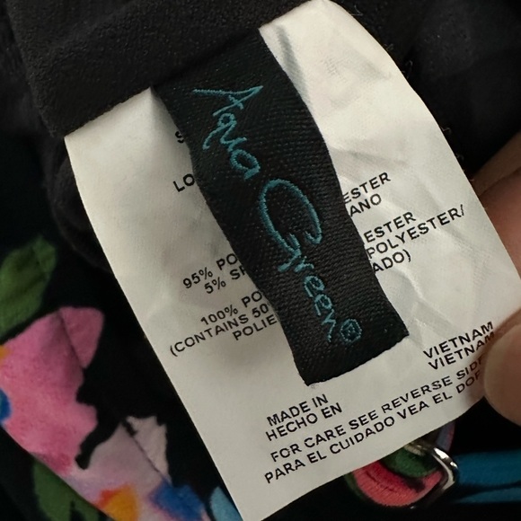 Aqua Green® Women's UPF 50 V-Neck Angled Tiered Tankini Top Multi Floral Print S - Picture 4 of 9